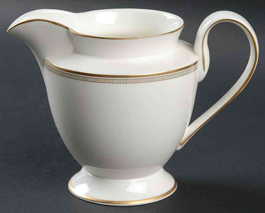 Estelle Gold Creamer by Villeroy & Boch-1