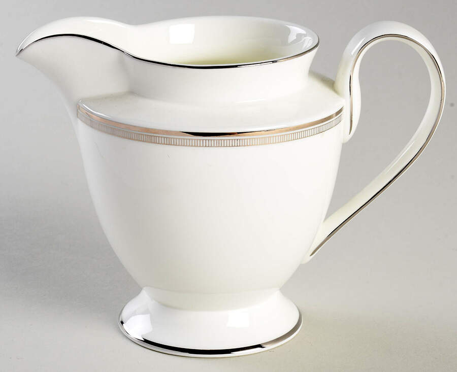 Estelle Platinum Creamer by Villeroy & Boch-1