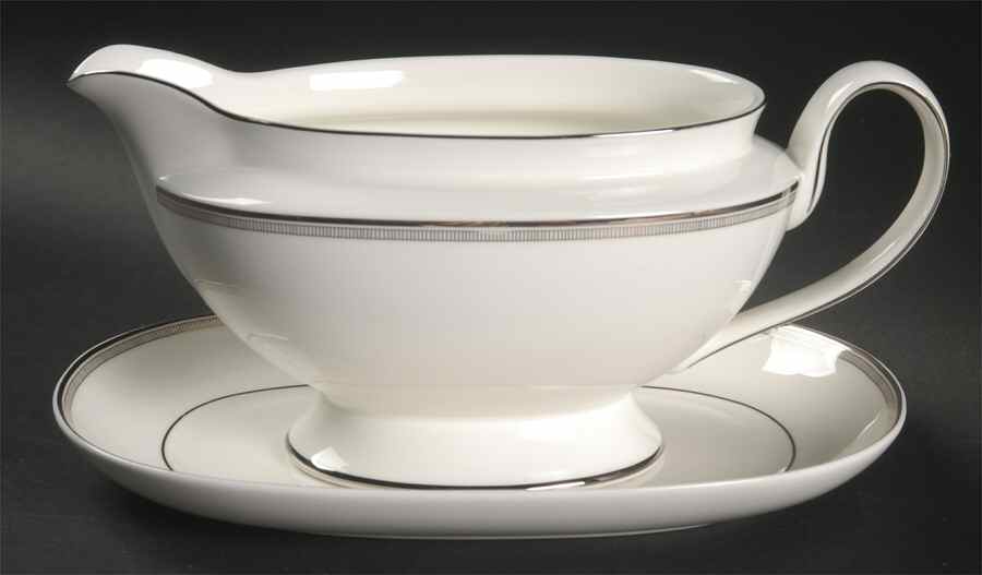 Estelle Platinum Gravy Boat & Underplate/Relish by Villeroy & Boch-1