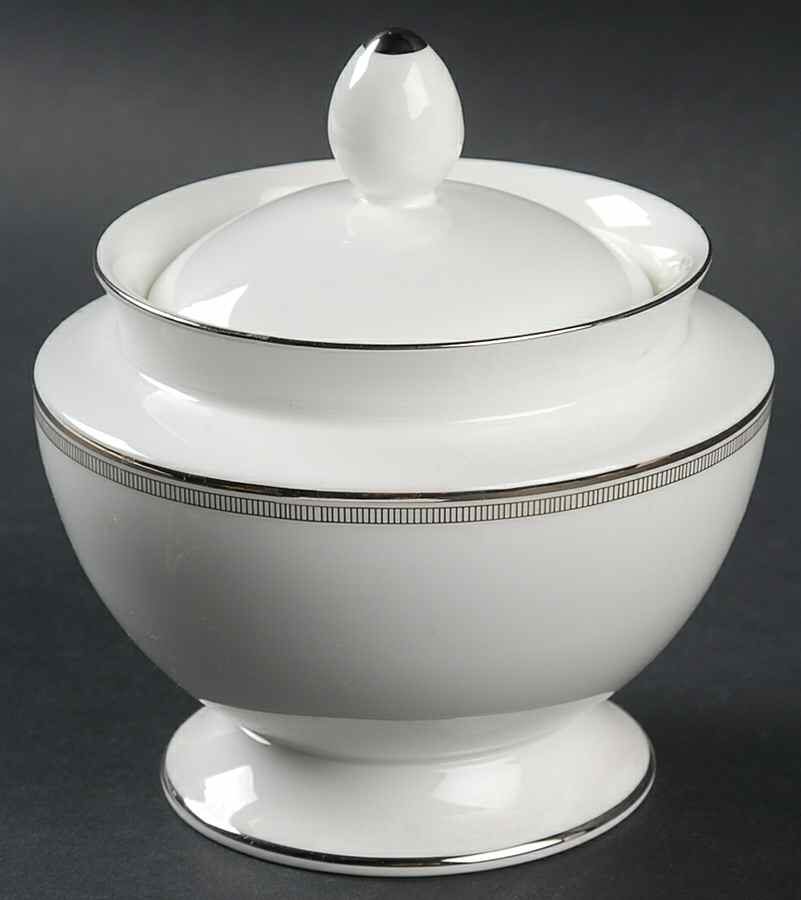 Estelle Platinum Sugar Bowl & Lid by Villeroy & Boch-1