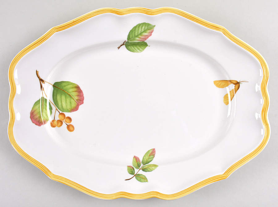 Parkland 14" Oval Serving Platter by Villeroy & Boch-1