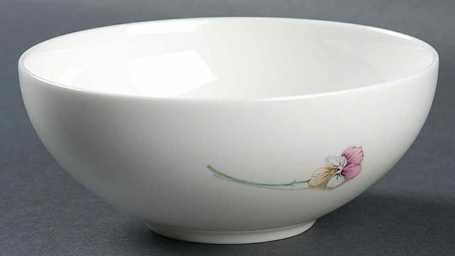 Wildberries Fruit/Dessert (Sauce) Bowl by Villeroy & Boch-1