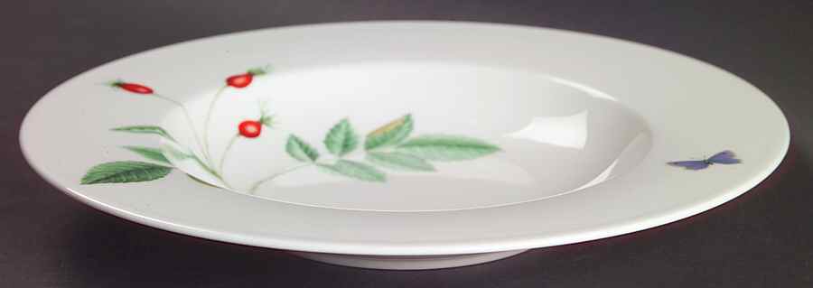 Wildberries Large Rim Soup Bowl by Villeroy & Boch-1
