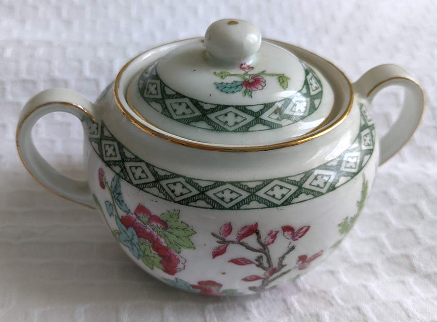 VTO66 Sugar Bowl & Lid by Victoria (Austria)-1