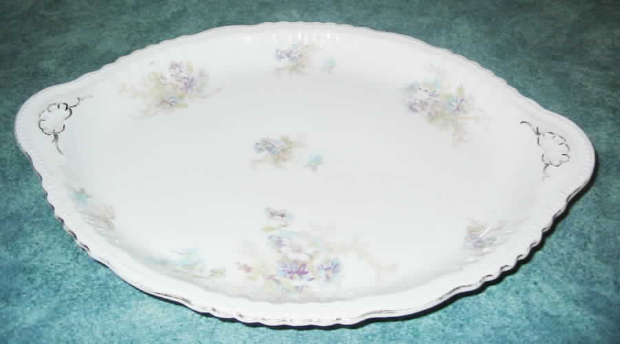 VTO68 12" Oval Serving Platter by Victoria (Austria)-1
