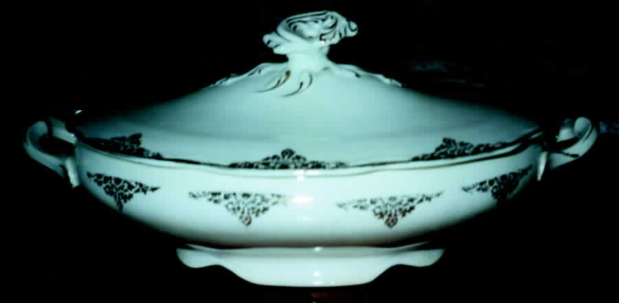 VOC4 Oval Covered Vegetable by Vodrey China-1