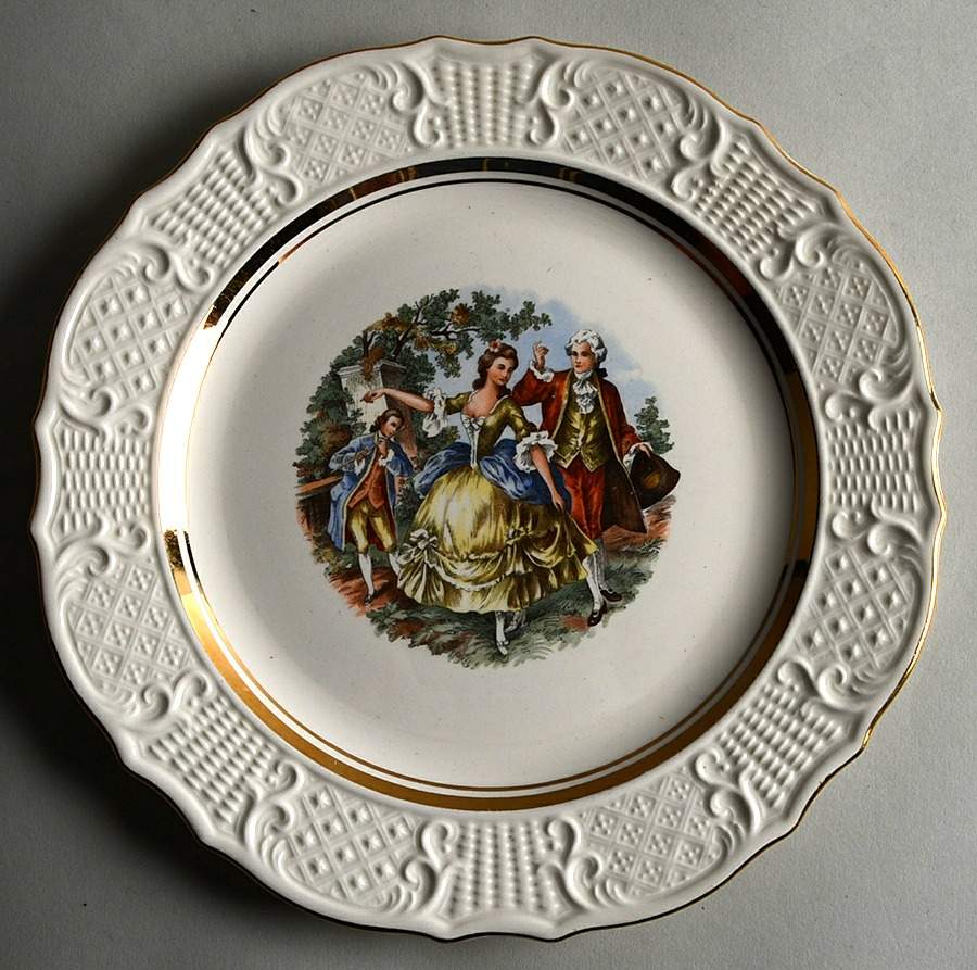 VOG79 Dinner Plate by Vogue-1