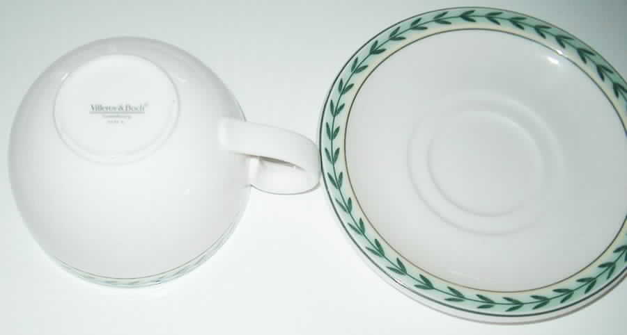 VIL101 Flat Cup & Saucer Set by Villeroy & Boch-1