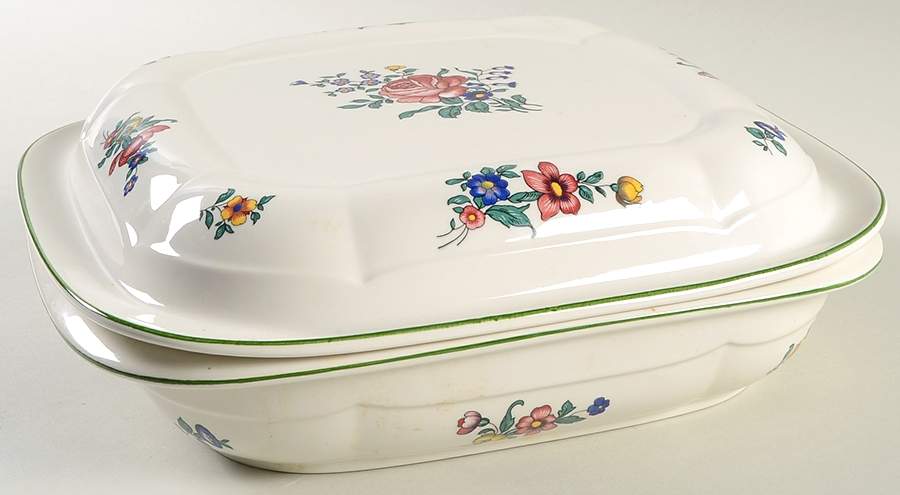 Alt Strasburg (Trim On Edge) 2 Quart Square Casserole with Ceramic Lid by Villeroy & Boch-1