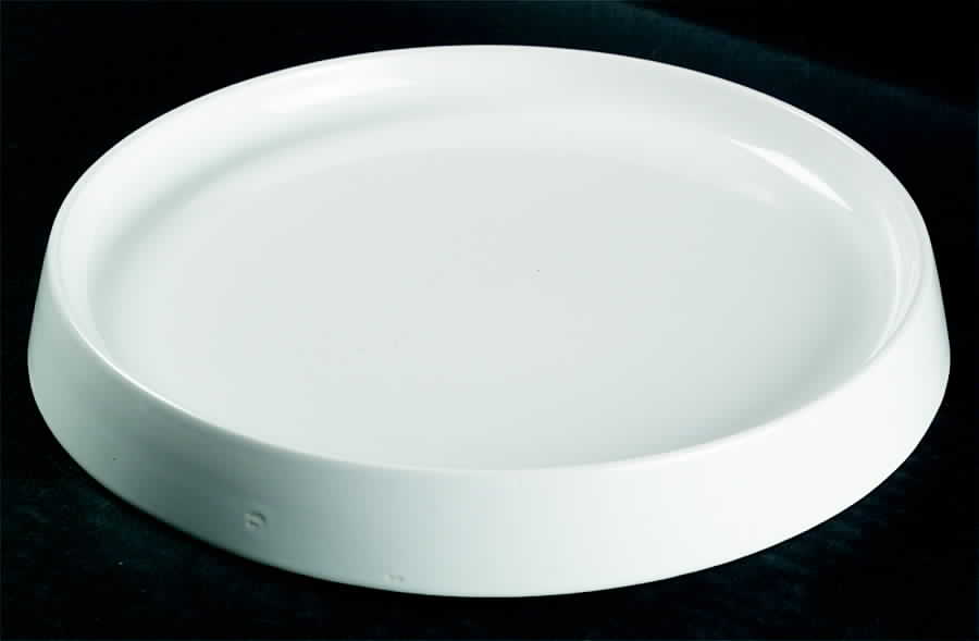 Avante Garde White Cake Plate by Villeroy & Boch-1
