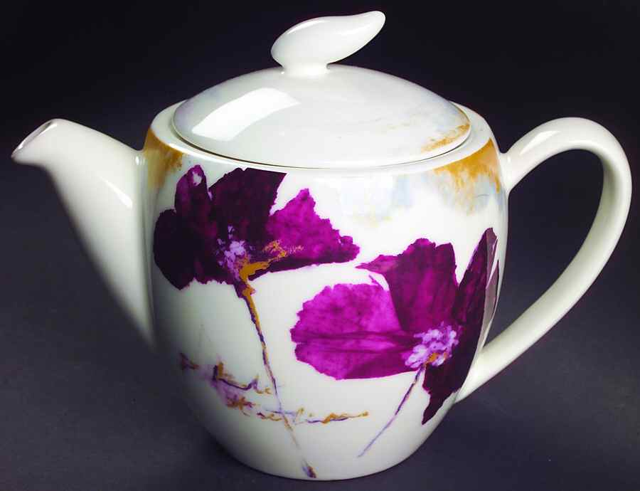 Lilac Teapot & Lid by Vista Alegre-1