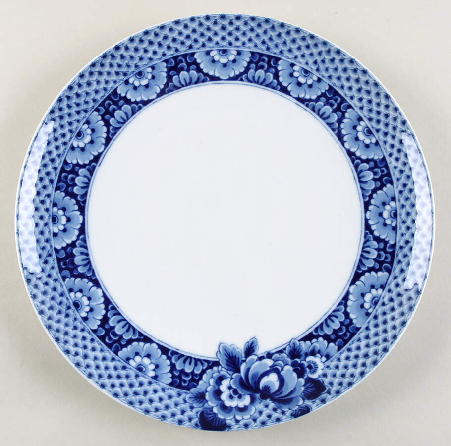 Blue Meadow Dinner Plate by Villeroy & Boch-1