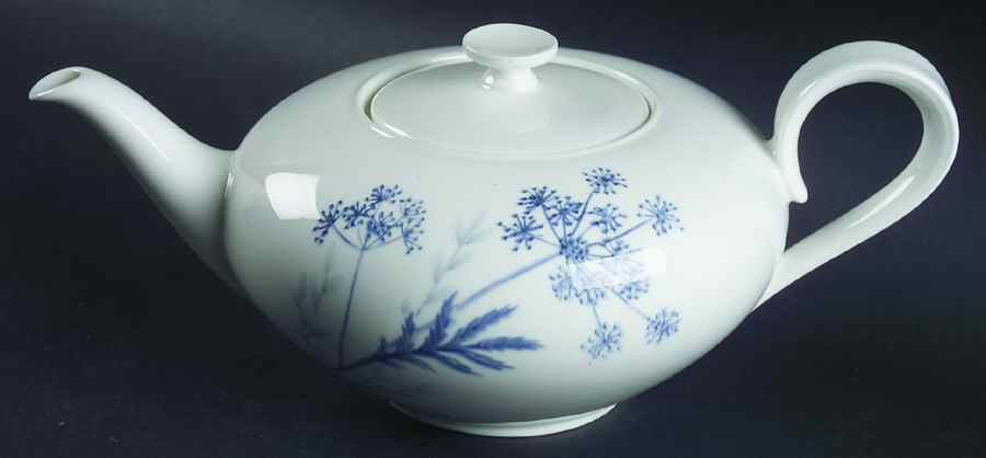 Blue Meadow Teapot & Lid by Villeroy & Boch-1