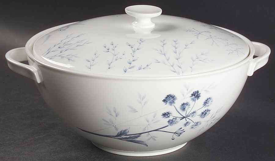 Blue Meadow Tureen &  Lid by Villeroy & Boch-1