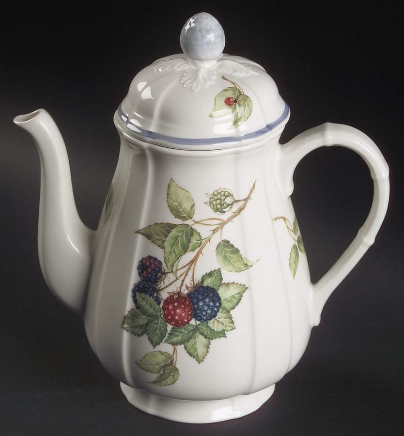 Cottage Coffee Pot & Lid by Villeroy & Boch-1