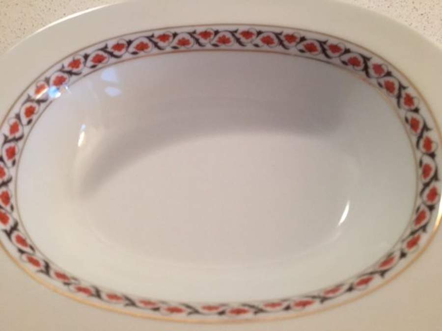 Vig124 9" Oval Vegetable Bowl by Vignaud-1