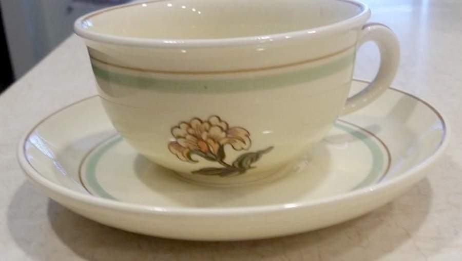 VIL107 Flat Cup & Saucer Set by Villeroy & Boch-1