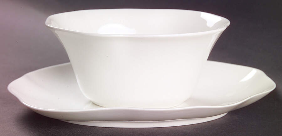 Mira Gravy Boat & Underplate/Relish by Villeroy & Boch-1