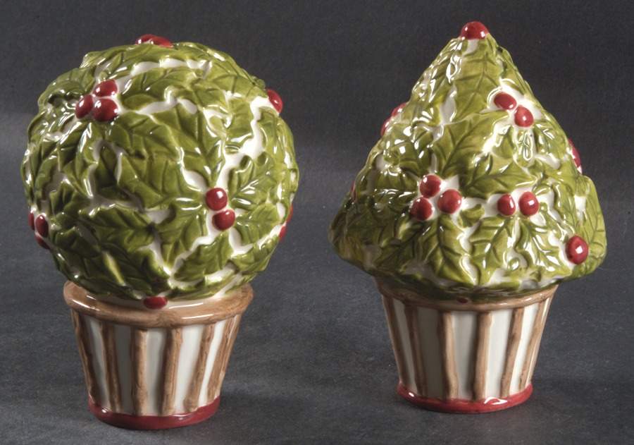 Joy Noel Figural Salt & Pepper Set by Villeroy & Boch-1