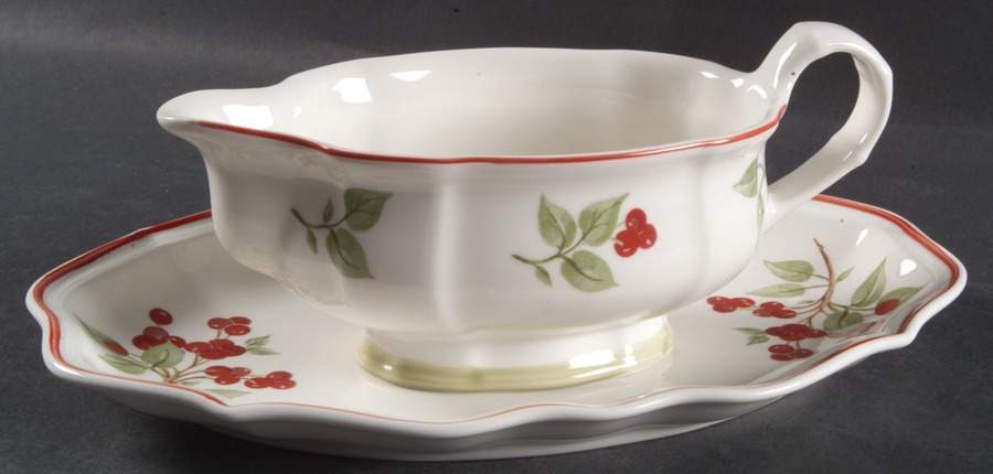 Joy Noel Gravy Boat & Underplate/Relish by Villeroy & Boch-1