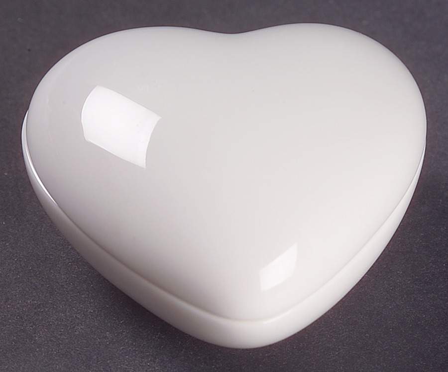 Love Heart Shape Box & Lid by Villeroy & Boch-1