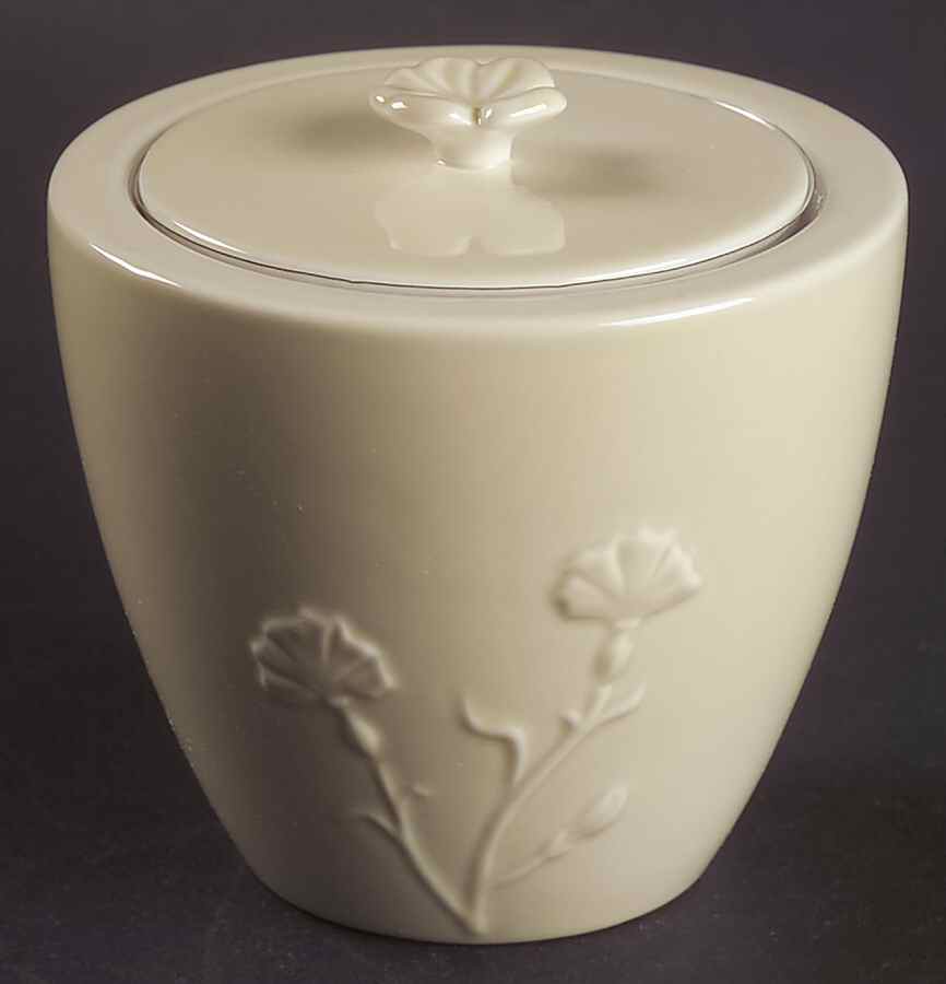 The Tisane Sugar Bowl & Lid by Villeroy & Boch-1