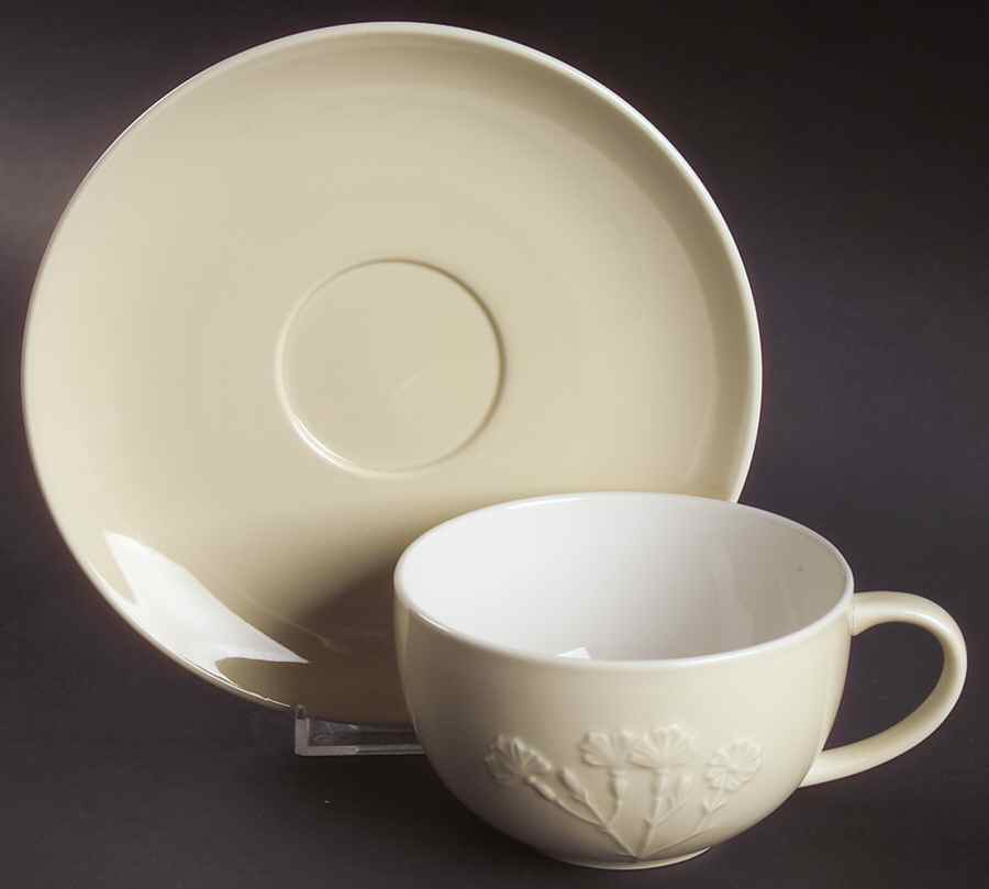 The Tisane Flat Cup & Saucer Set by Villeroy & Boch-1