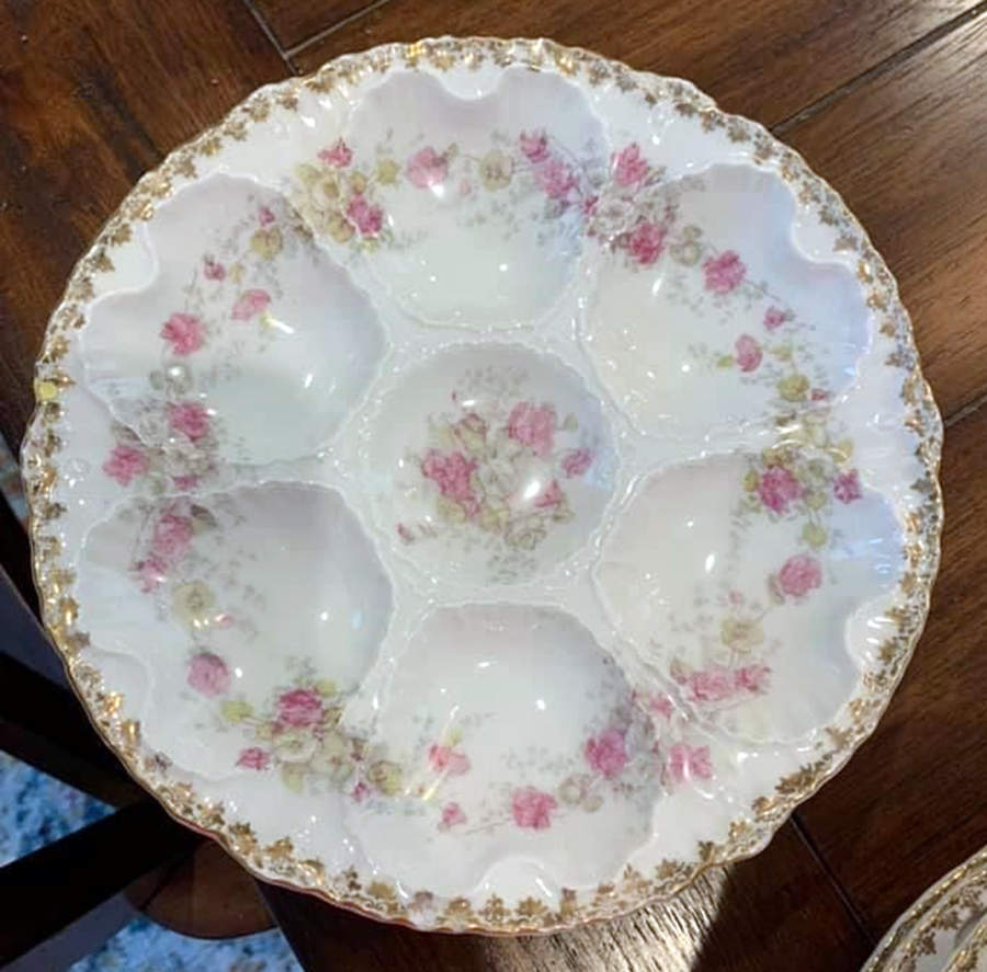 VTO154 Oyster Plate by Victoria (Austria)-1