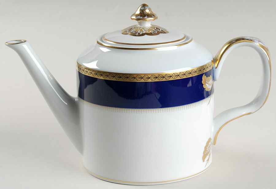 Brest Teapot & Lid by Vista Alegre-1