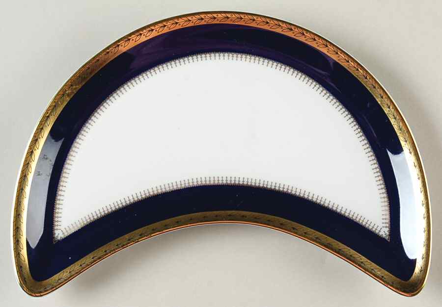 Brest Crescent Salad Plate by Vista Alegre-1