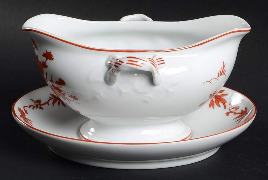 Goa Gravy Boat & Underplate by Vista Alegre-1