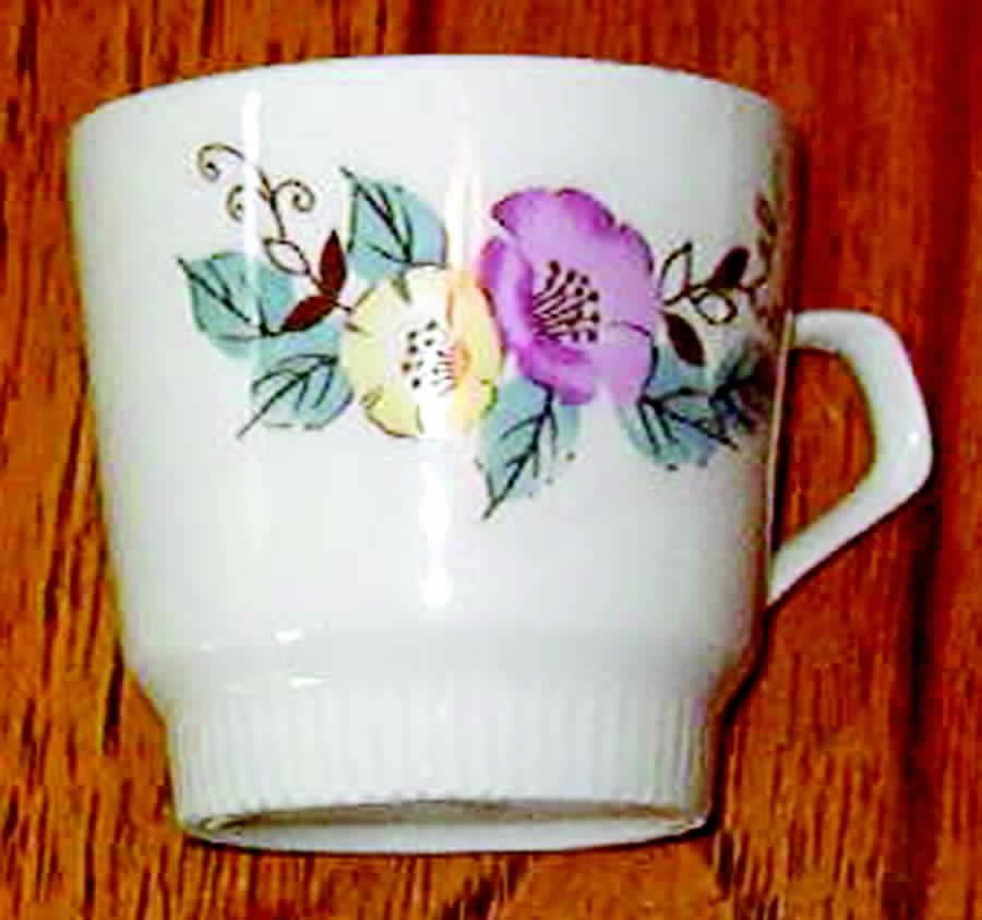 VEB6 Flat Cup by VEB (Germany)-1