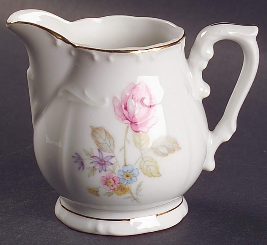 99-17 Creamer by Vienna Woods-1