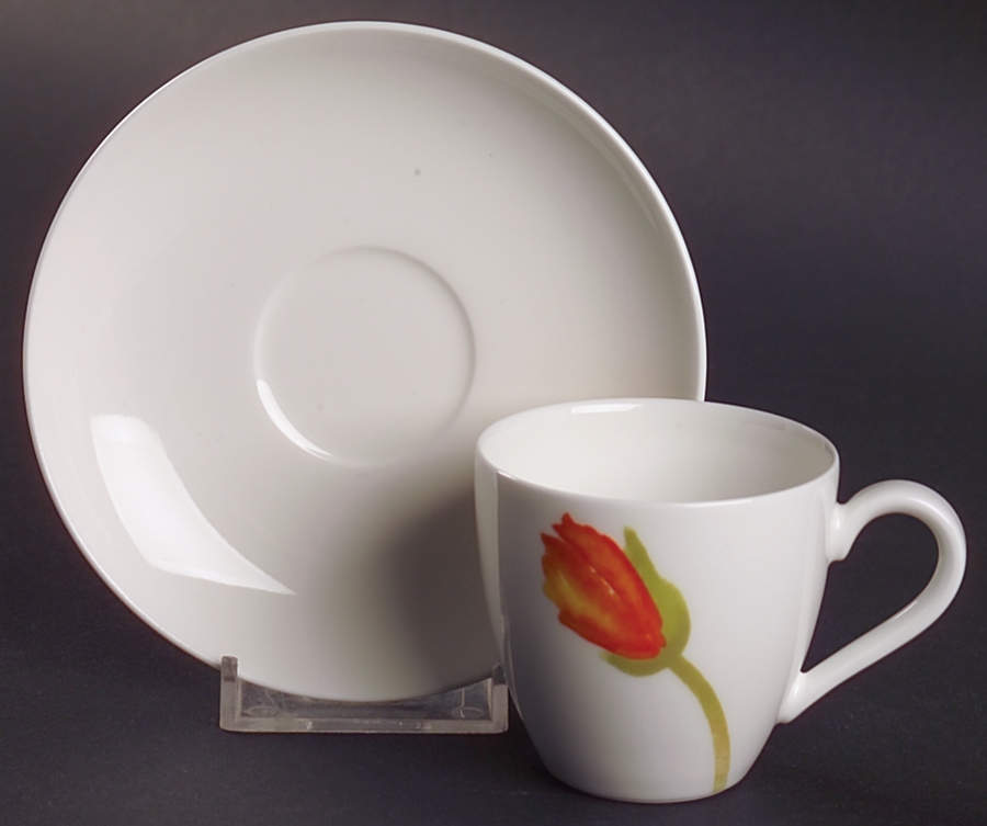 Iceland Poppies Flat Cup & Saucer Set by Villeroy & Boch-1