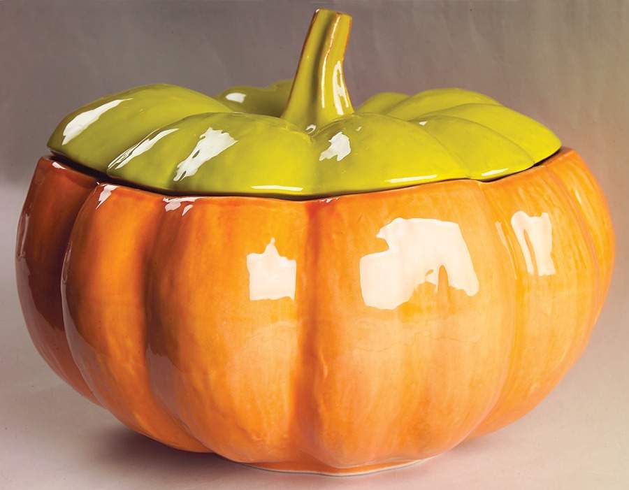 Vegetable Garden Tureen &  Lid by Vietri (Italy)-1