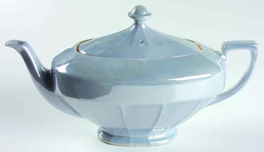 VIT256 Teapot & Lid by Victoria (Czech)-1