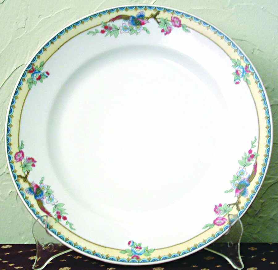 VIT268 Dinner Plate by Victoria (Czech)-1