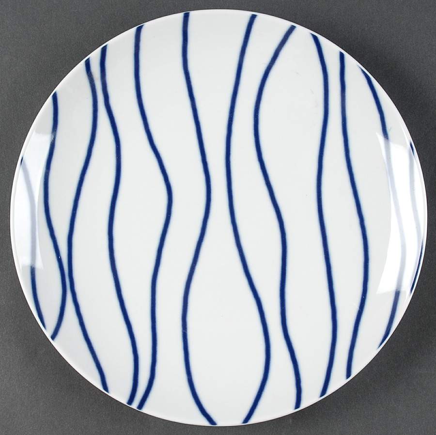 Kabuki Luncheon Plate by Vista Alegre-1