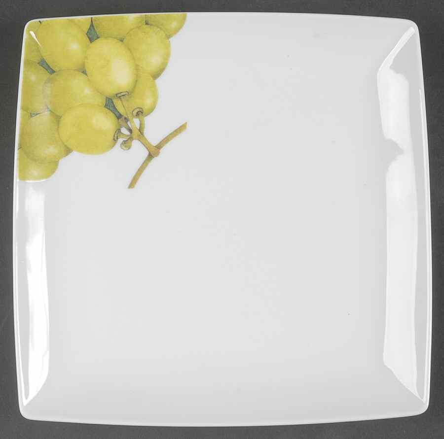 Tropics Grapes Salad Plate by Vista Alegre-1