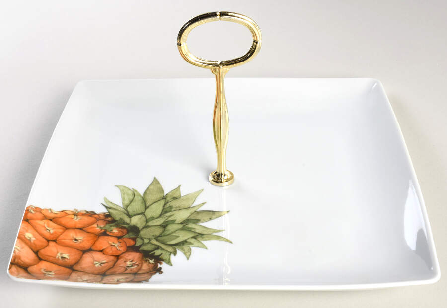 Tropics Pineapple Round Serving Plate with Center Handle (Dp) Hc by Vista Alegre-1