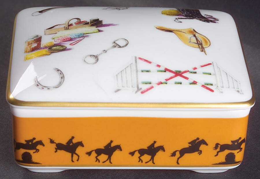 Sport Equestrian Rectangular Box with Lid by Vista Alegre-1