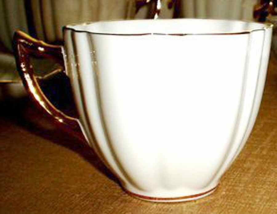CAE19 Flat Cup by Cartwright & Edwards-1