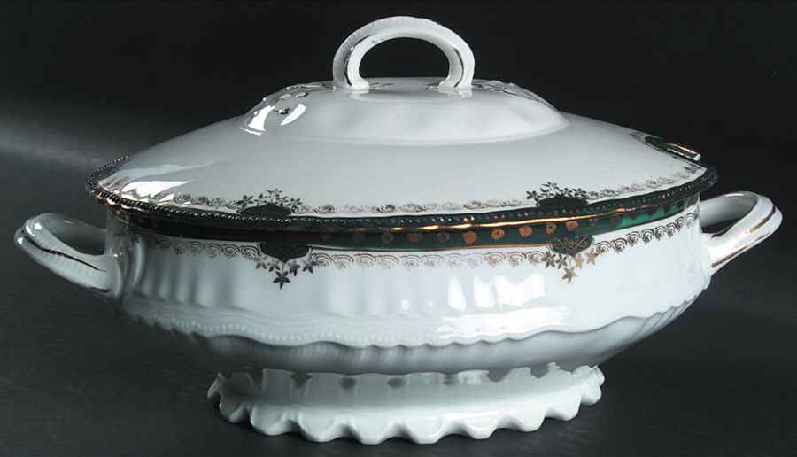 VTO123 Oval Covered Vegetable by Victoria (Austria)-1