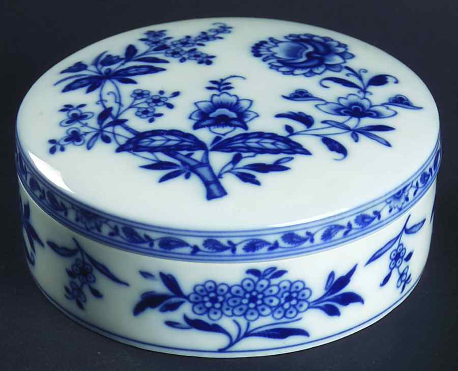 VIA64 Round Box & Lid by Vista Alegre-1