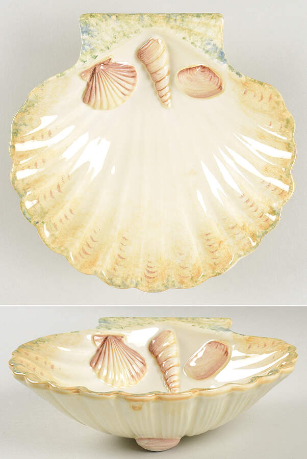 Triton Collection Scalloped Bowl by Vietri (Italy)-1