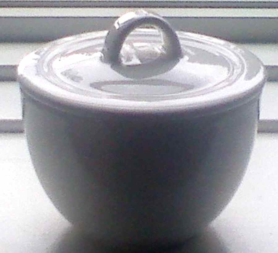 Bella Sugar Bowl & Lid by Villeroy & Boch-1