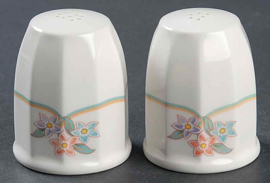 Como (Multisided) Salt & Pepper Set by Villeroy & Boch-1