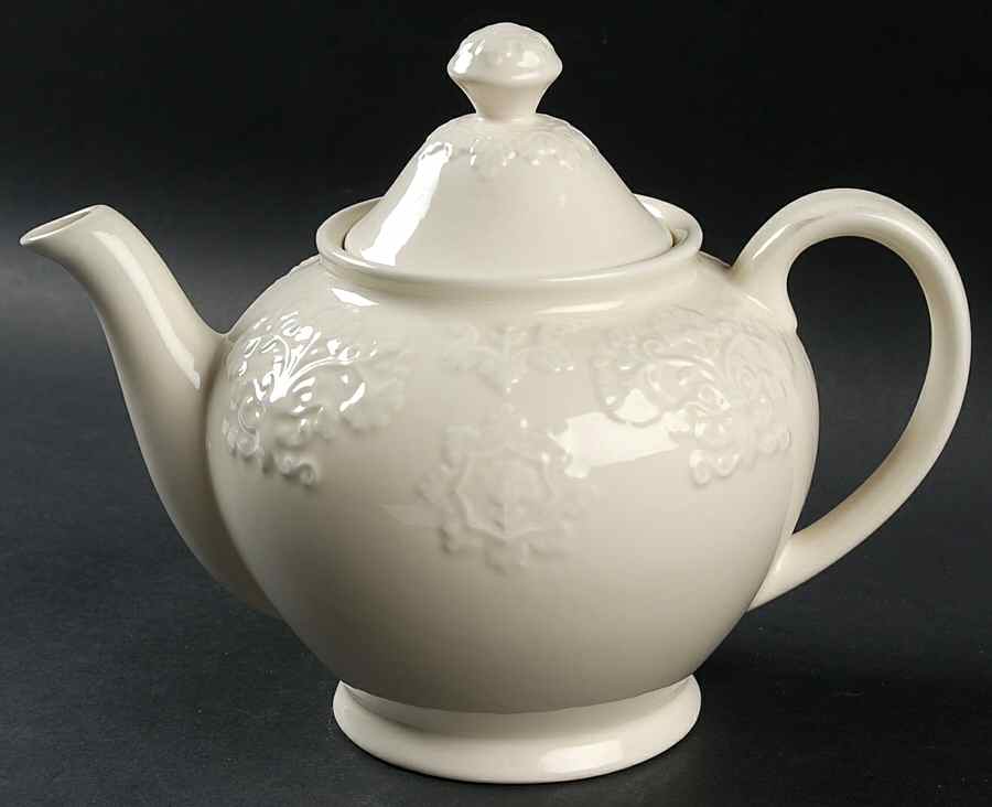 Pavilion Cream Teapot & Lid by Vista Alegre-1