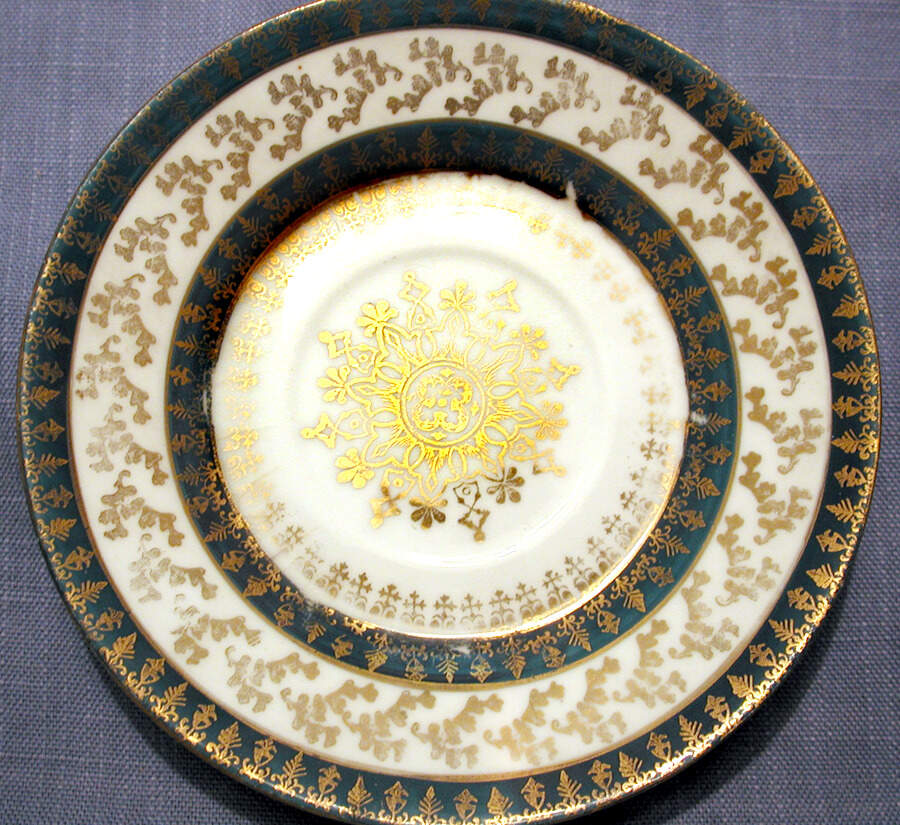 VTO140 Saucer by Victoria (Austria)-1
