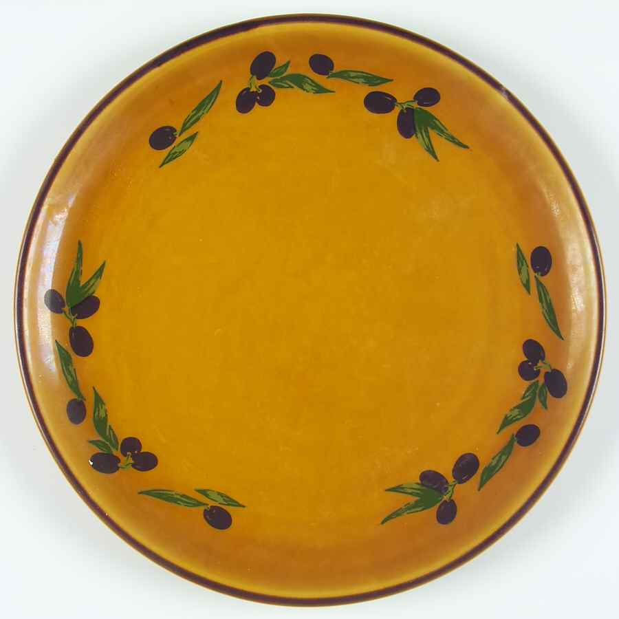 VAA9 Dinner Plate by Varages-1
